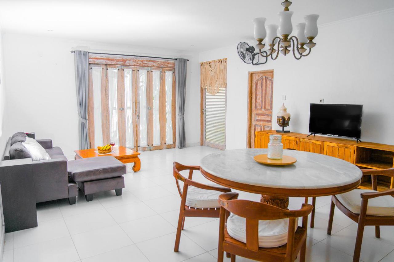 Bali Invest Living Hotel Canggu  Exterior photo