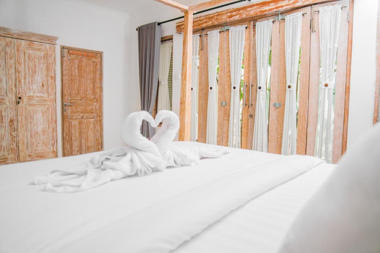 Bali Invest Living Hotel Canggu  Exterior photo